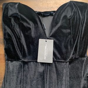 Pretty Little Thing maxi velvet dress